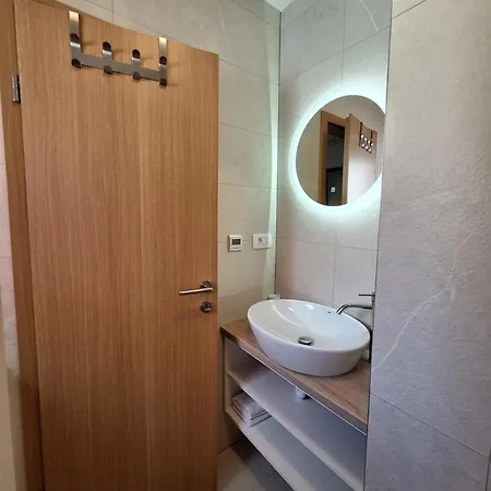Luxury Imota,with Private Pool,car Evcharger * Imotski