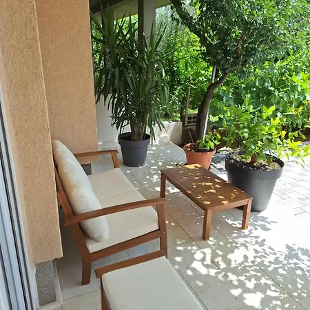 Luxury Imota,with Private Pool,car Evcharger Apartment