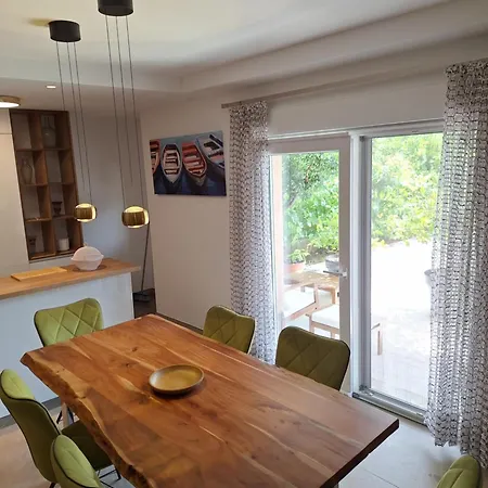 Luxury Imota,with Private Pool,car Evcharger Apartamento *